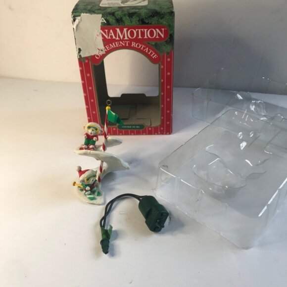 Noma Vintage 90s Ornamotion SKI RACE Rotating Christmas Tree Ornament 1995 Motor - Picture 9 of 14
